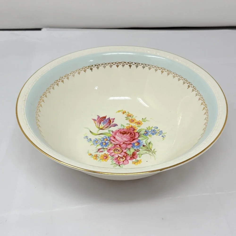 Homer Laughlin Eggshell Georgian Floral Serving Bowl Gold Trim 9 Inch